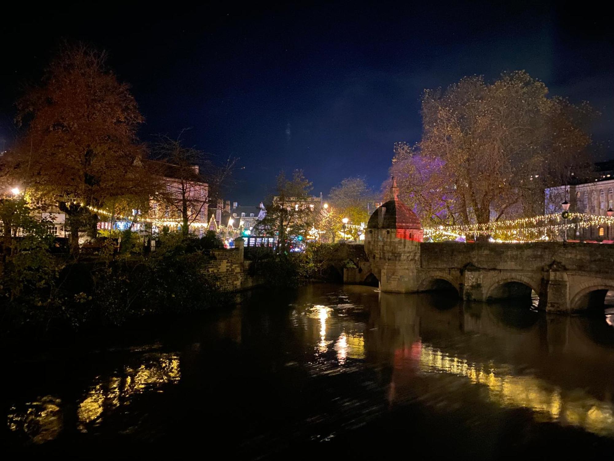 فيلا 'Downtown' @ Terracotta Court Bradford-On-Avon المظهر الخارجي الصورة