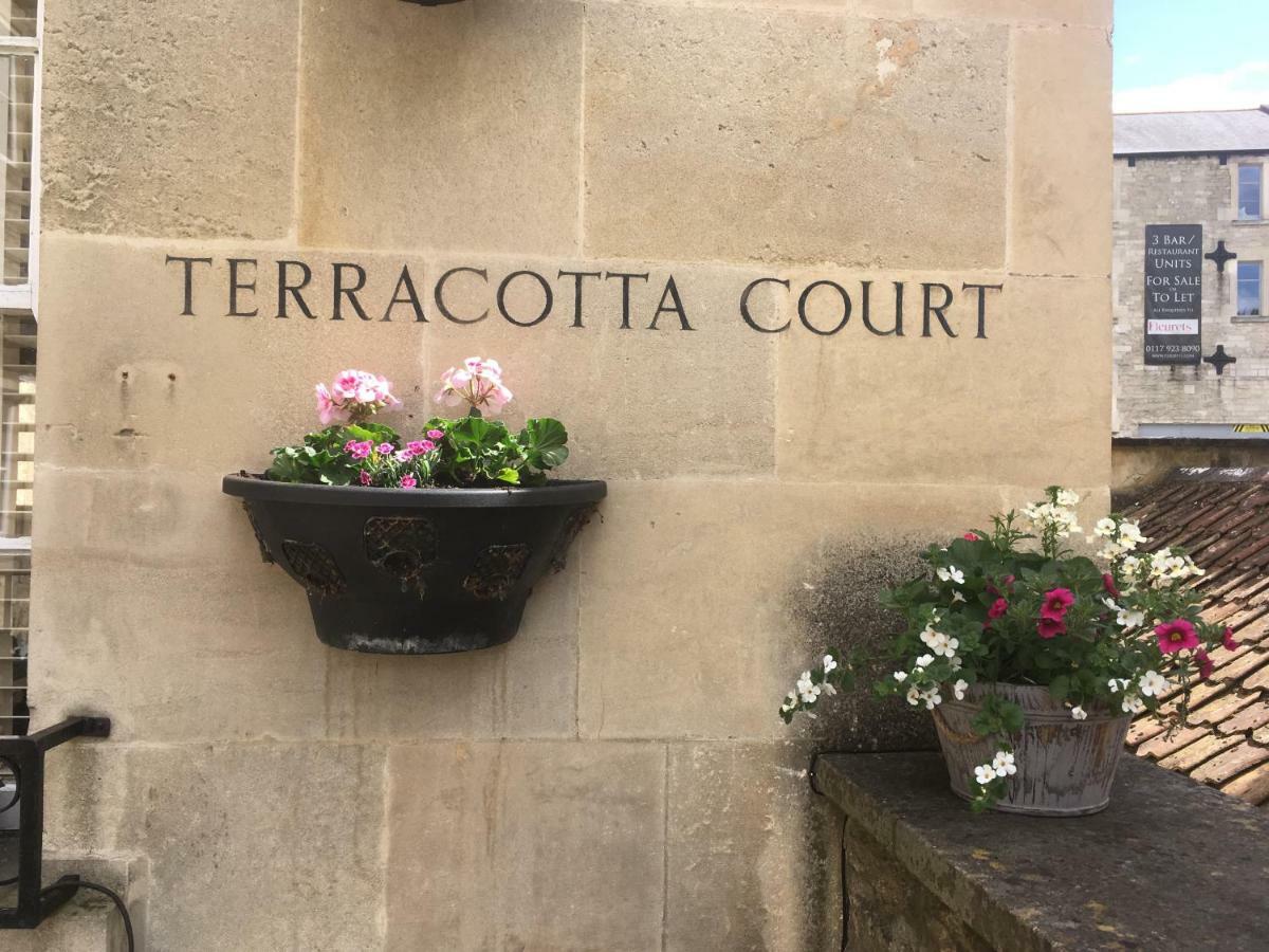 فيلا 'Downtown' @ Terracotta Court Bradford-On-Avon المظهر الخارجي الصورة